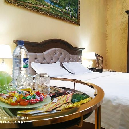 Happy House Hotel Salor Buitenkant foto