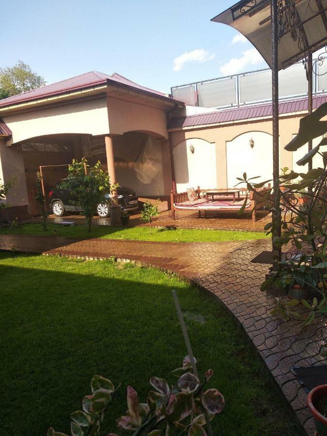 Happy House Hotel Salor Buitenkant foto