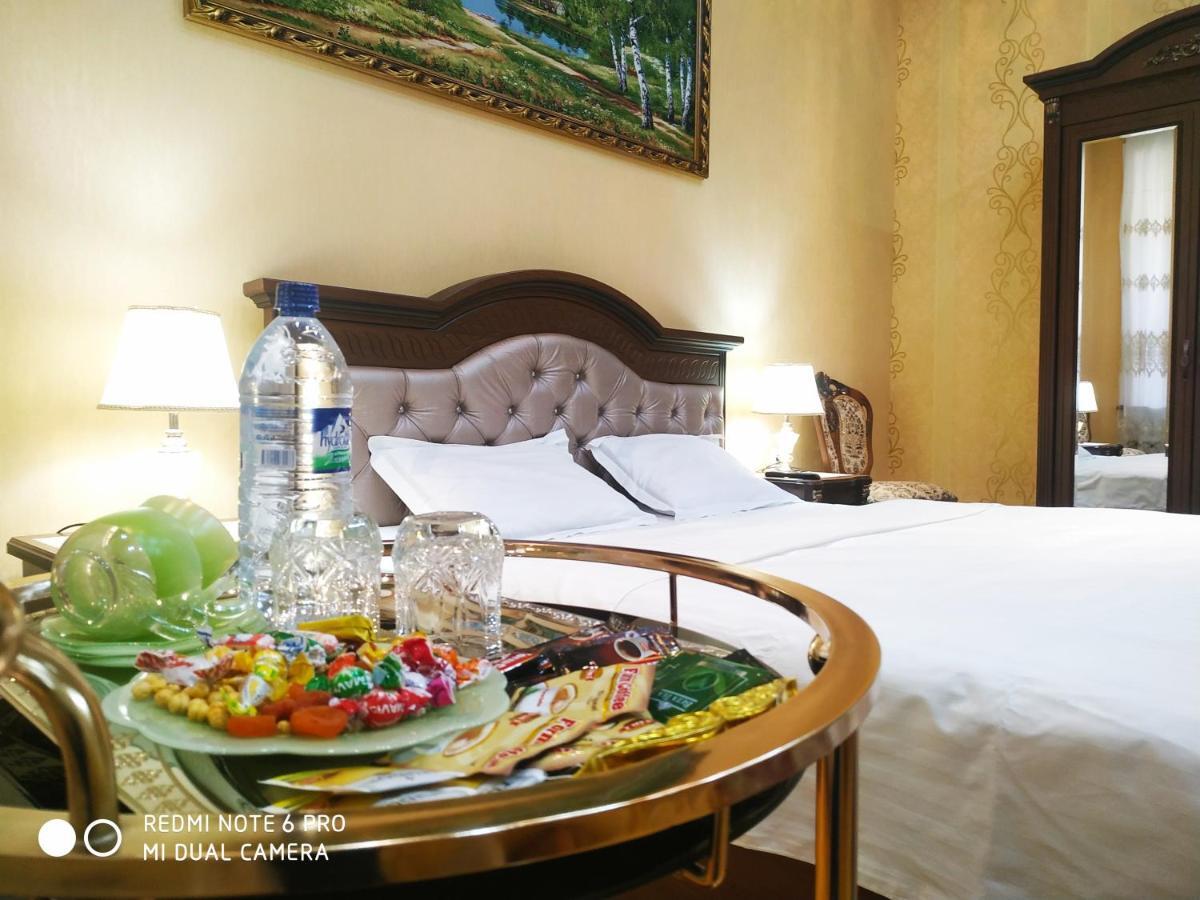 Happy House Hotel Salor Buitenkant foto