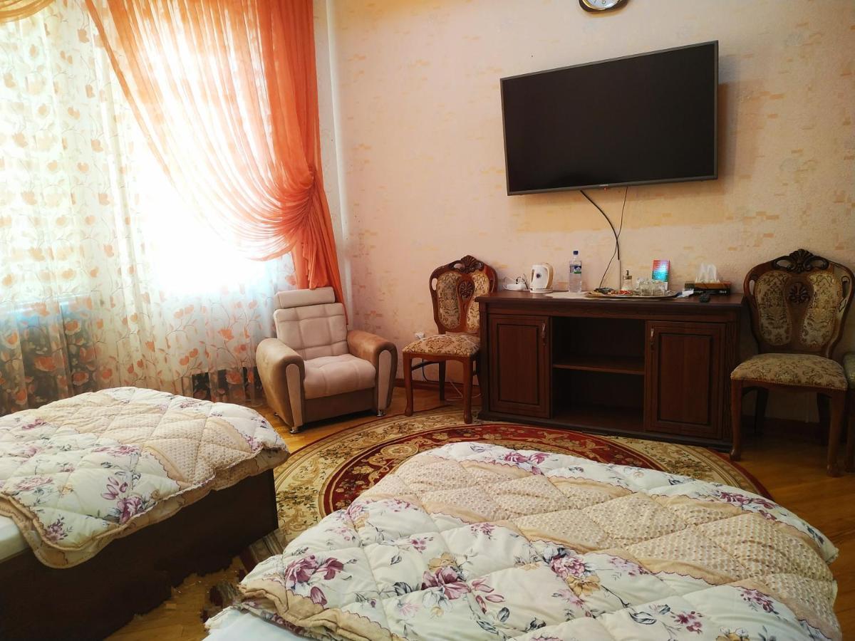 Happy House Hotel Salor Buitenkant foto